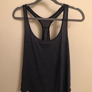 Lululemon 105 Singlet, Size 12